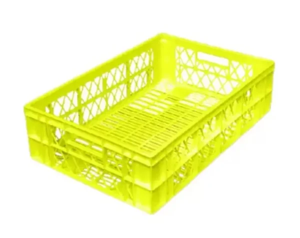 Caja plástica POLLO WEN en amarillo o blanco, fabricada en Polietileno de alta densidad virgen, ideal para carnes y pollos, resistente y apta para cámaras refrigeradas.