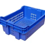 Caja Universal 46 LTS RVV fabricada en Polietileno de alta densidad, ideal para pescados, mariscos, vendimia e industria cárnica, apilable y anidable.