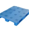 Pallet liso apilable, higiénico, con o sin bordes, ideal para carga pesada en alimentos, minería y más.