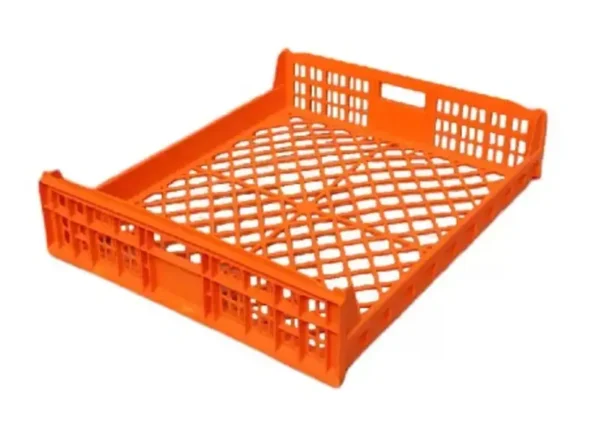 Caja plástica PAN ALTO G2 fabricada en Polietileno de Alta Densidad virgen, ideal para panaderías y pastelerías, resistente y apilable en cruzado.