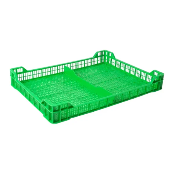 La Bandeja para Berries G2 Wenco de 7 Litros es la solución profesional definitiva para huertos y packings. Construida en plástico industrial calado de perfil ultra bajo, garantiza una circulación de aire óptima para mantener la firmeza de arándanos o frambuesas, permitiendo un apilamiento vertical completamente estable. Encuéntrala al mejor precio en Plastore.