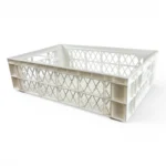 Caja Pollera Wenco de 60x40x17 cm es la solución profesional definitiva para el transporte de pollos y productos cárnicos. Construida en plástico virgen ranurado ultra robusto, resiste grasas, lavados constantes y temperaturas extremas de cámaras de frío. Encuéntrala en colores blanco y amarillo al mejor precio en Plastore.