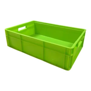 Caja Universal Cerrada Kimche de 31 Litros es la solución industrial perfecta para tu planta de alimentos, cámara frigorífica o bodega. Construida en plástico PEAD ultra robusto, resiste hasta -20°C sin trizarse e incluye una tapa de calce seguro para proteger tus productos por completo. Su diseño liso evita el goteo de líquidos y permite un lavado express. ¡Encuéntrala al mejor precio de fábrica en Plastore!