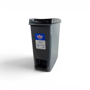 Basurero Automático Clin Reyplast de 12.5 Litros es el complemento perfecto para eliminar los desechos de forma fácil y limpia gracias a su pedal ultra resistente. Su moderno diseño rectangular calza impecable en cualquier rincón estrecho, manteniendo la basura oculta y los malos olores bajo control. Encuéntralo al mejor precio en Plastore.